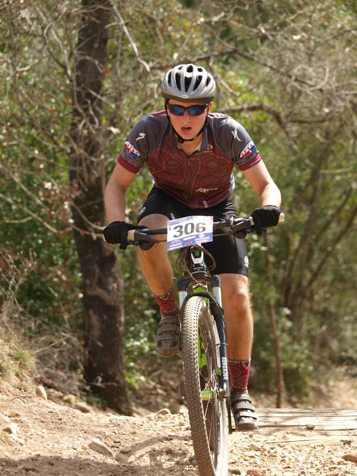 1653984_738877772819206_915854843_n