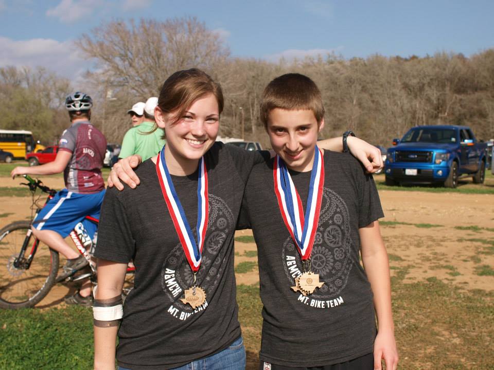 1743512_738879762819007_786609590_n